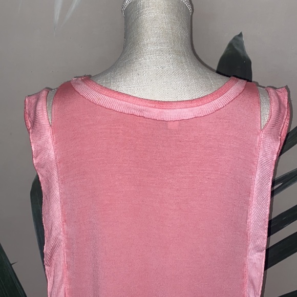 Umgee Split Shoulder Tank - Picture 6 of 10